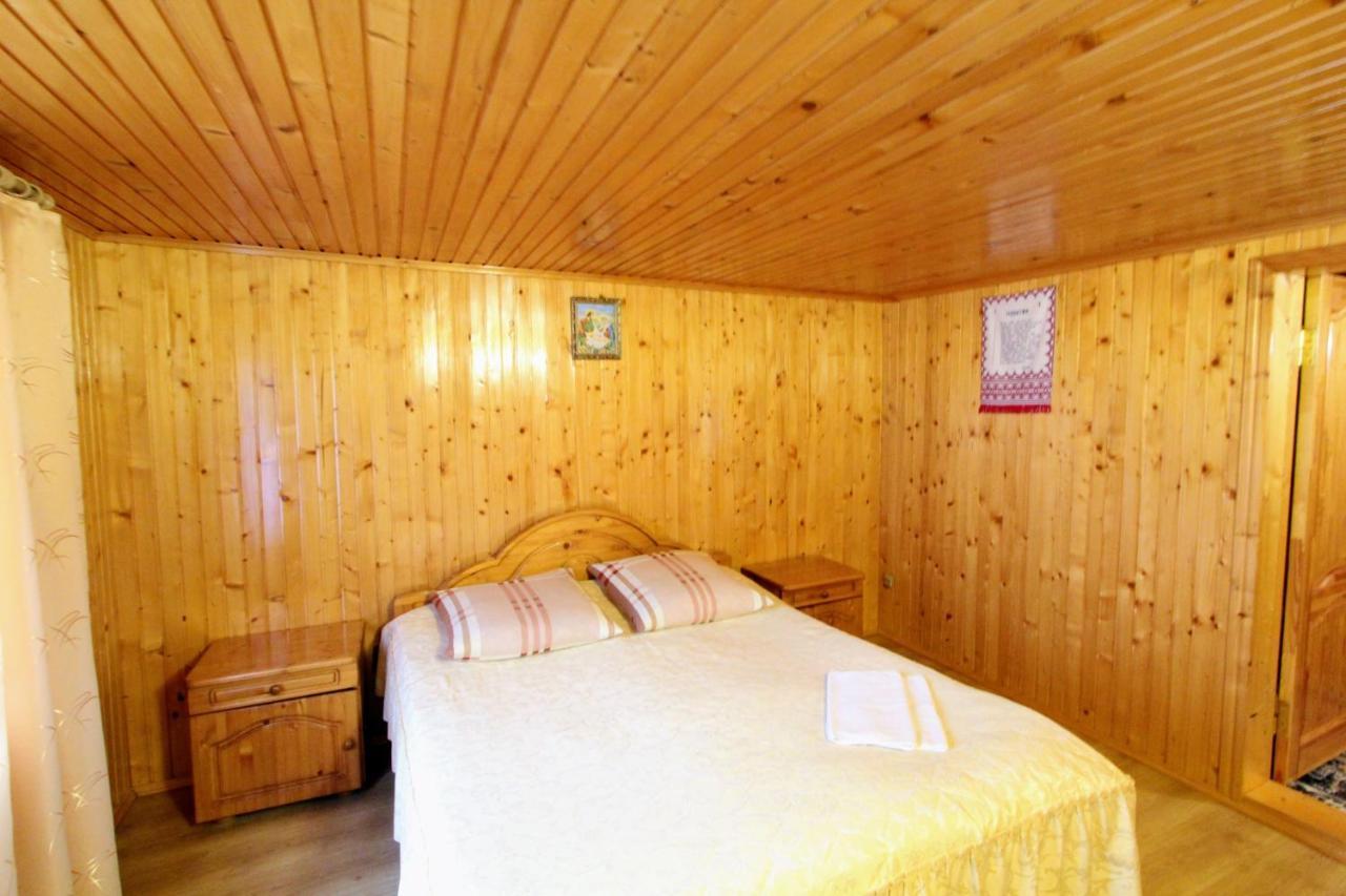 Карпатська Полонина Apartment Yaremche Luaran gambar
