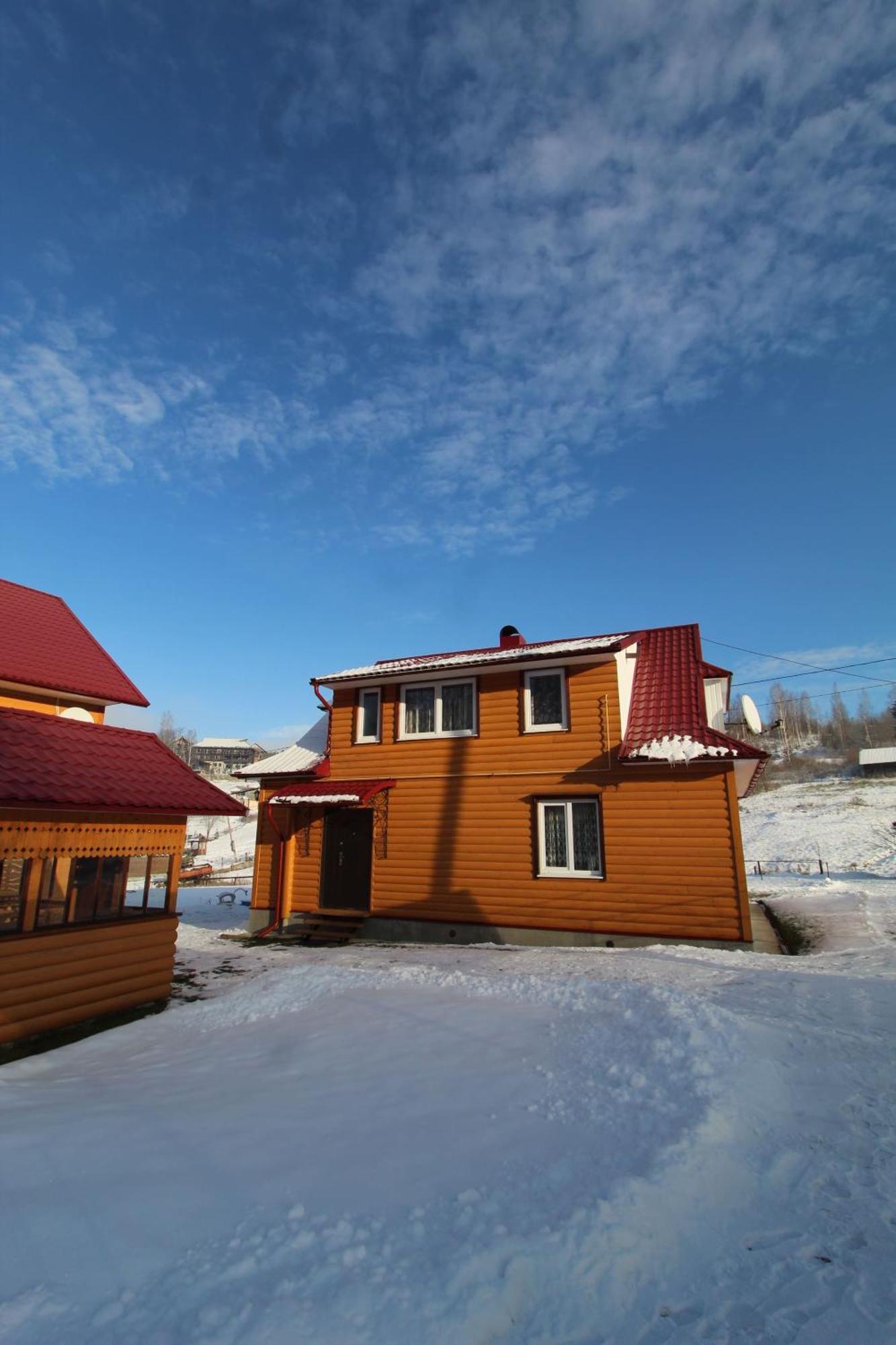 Карпатська Полонина Apartment Yaremche Luaran gambar