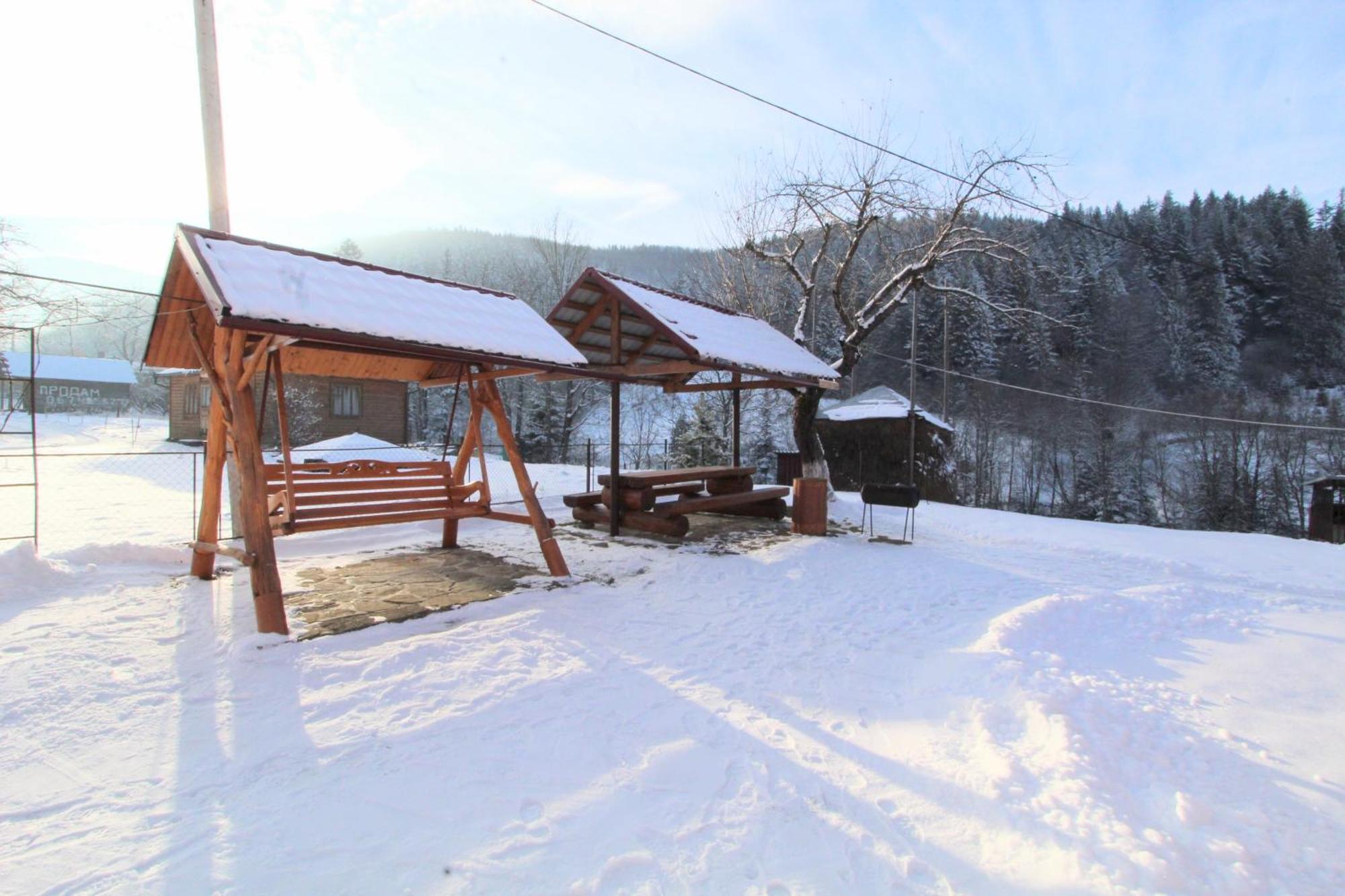 Карпатська Полонина Apartment Yaremche Luaran gambar